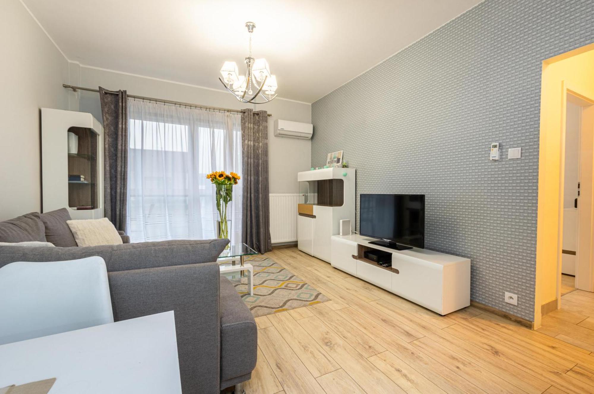 Galeria Rondo Wiatraczna Apartments وارسو المظهر الخارجي الصورة