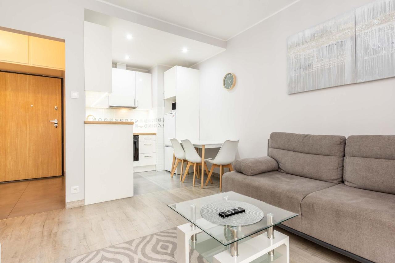 Galeria Rondo Wiatraczna Apartments وارسو المظهر الخارجي الصورة