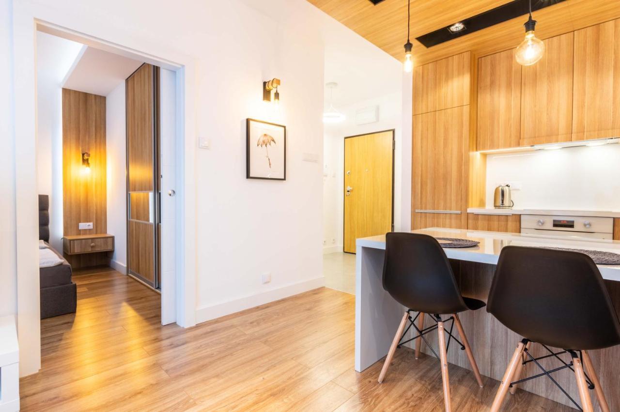 Galeria Rondo Wiatraczna Apartments وارسو المظهر الخارجي الصورة